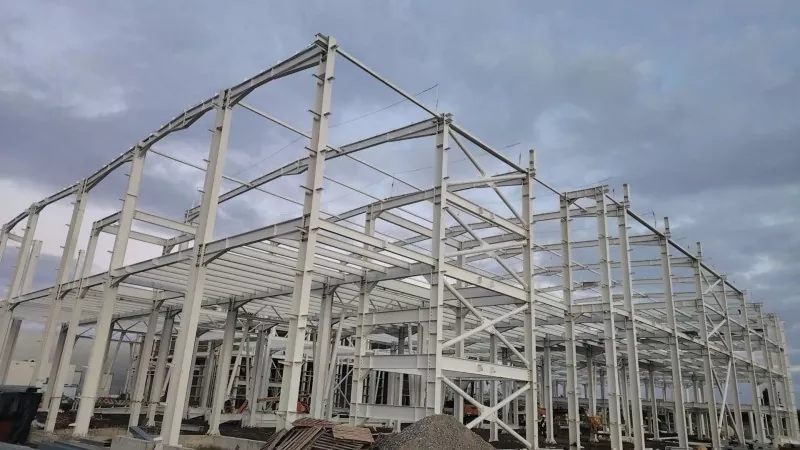 Pre Engineered Steel Factory Building Construction