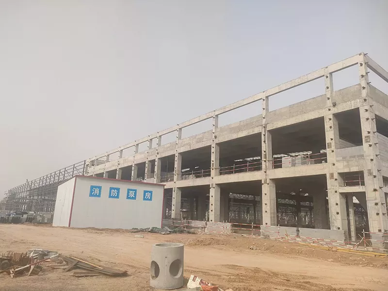សំណង់អគារដែកថែប