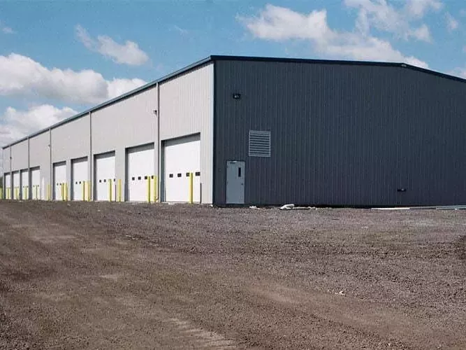 ឃ្លាំងដែក Prefabricated ជាក់ស្តែង និងស្រស់ស្អាត